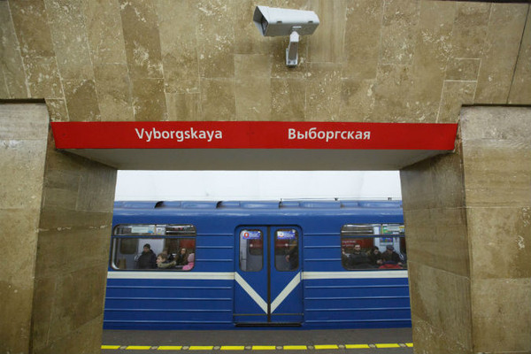 После 11 месяцев ремонта открыта станция "Выборгская"

В начале февраля 2016г. на ремонт закроется станция "Елизаровская"