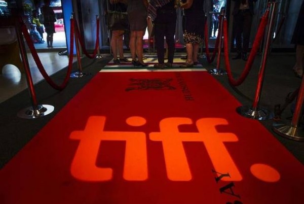 Кинофестиваль в Торонто
Ежегодный кинофестиваль, проводящийся в Торонто с 1976 года. В настоящее время фестиваль обычно начинается вечером в сентябрьский четверг после канадского Дня Работников и длится десять дней.
#tiff #festival #кинофестиваль #торонто #toronto